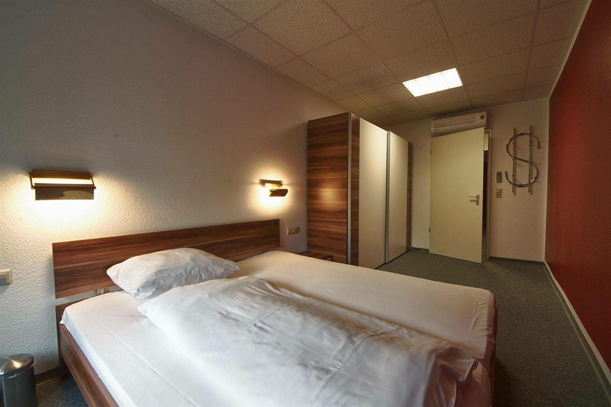 Kubler Stars Karlsruhe Exterior foto